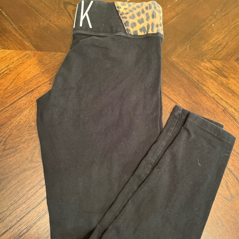 Size M PINK full length leggings gently worn